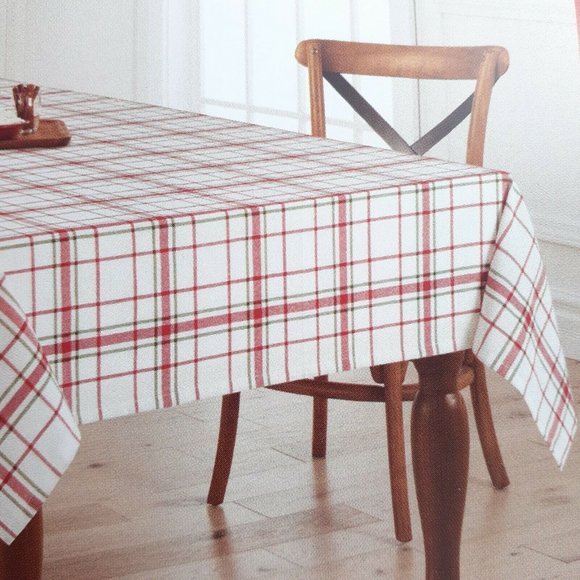 Other - Fabric Tablecloth Christmas Holiday Plaid